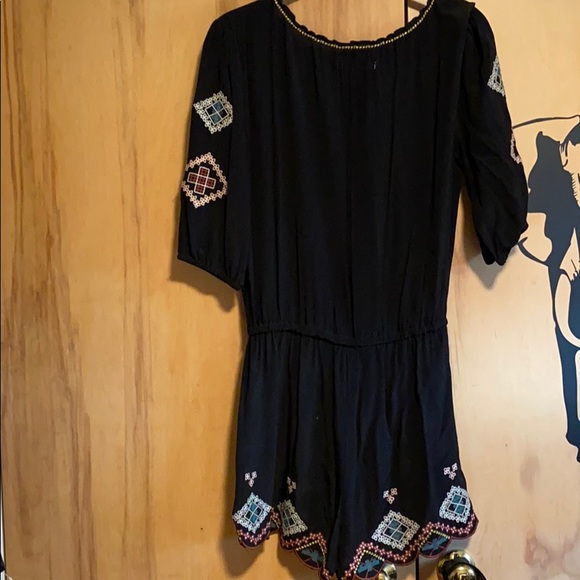Freeway black romper with embroidery Aztec print - Picture 4 of 8